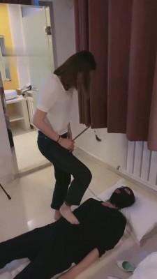 【五月】素人女王首调-全体重踩踏 bf13571