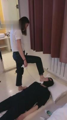 【五月】素人女王首调-全体重踩踏 bf13571