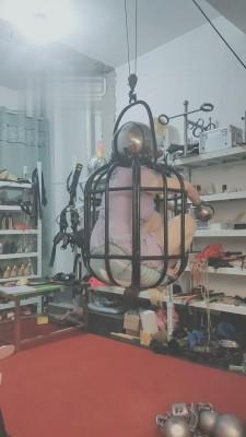 【束之高阁】鸟笼严厉囚禁女奴 bf13575