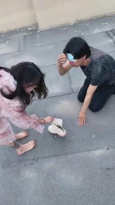 【逗逗】天台脏鞋踩踏喂食 bf13627