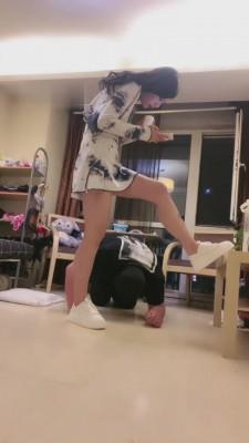 【初见】强迫狗奴舔脏鞋 bf13540