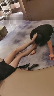 【简一】黑丝高跟文员调领导 bf13444