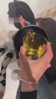 【伊莉】情侣S-看狗舔女朋友的脏鞋 bf13399