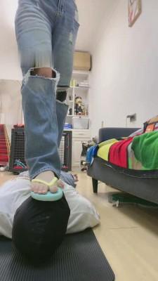 【暴力美学】学生S转胯/拖鞋抽耳光/恋足 bf13323