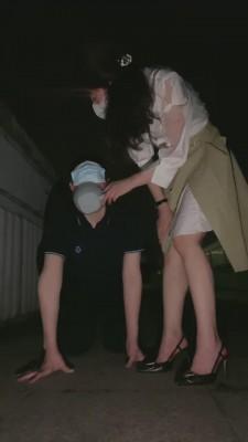 【禾末】御姐户外高跟羞辱路人 bf13348