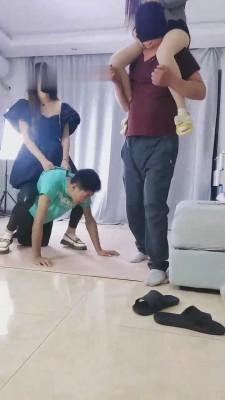 【雪儿】3S爆踹暴揍父子狗【续集】 bf13333