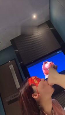 【橘子没熟】沐足店让母畜舔我脚【续集】 bf17336