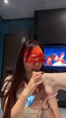 【橘子没熟】沐足店让母畜舔我脚【续集】 bf17336