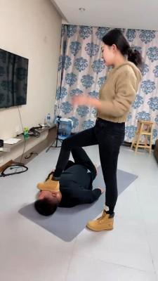 【麋鹿银儿】双素人S暴打爆踹废物狗 bf21332