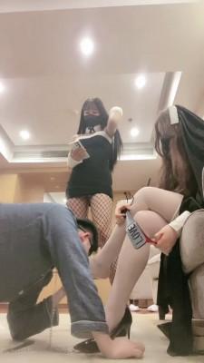 【维因】双S兔女郎碾压羞辱【续集】 bf21296