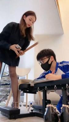 【一茶】御姐范超级诱惑学生狗 bf21267