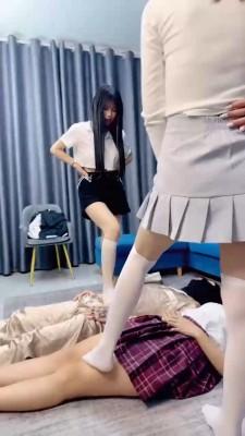 【狗哥】白丝白袜辱情侣奴-奴下奴 bf21178