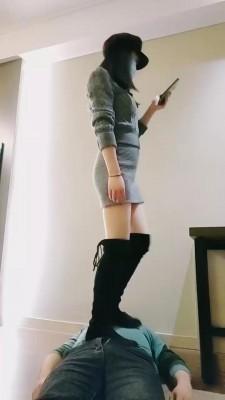 【武汉小主】长靴棉袜全体重踩踏 bf21173