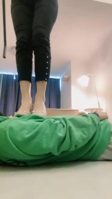 【晨颜】高跟/长靴全体重踩踏 bf21198