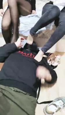 【十三姨】踩踏喂食专场【双视角版】 bf21223