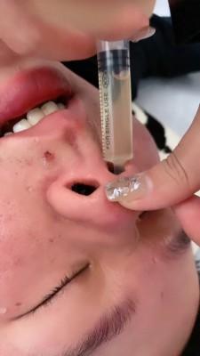 【麋鹿银儿】短靴素人重度虐/强制鼻喂圣水 bf21280