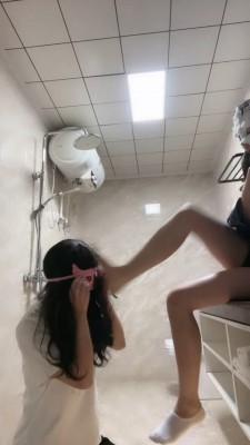 【妆主大大】小三母狗被我抓住 bf21135