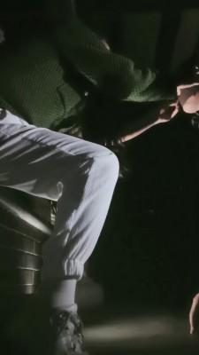 【嗯哼】深夜户外遛狗 bf21028