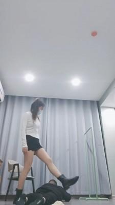 【爆爆】藤条超暴力抽狗 bf21031