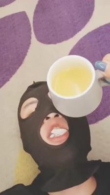 【美娜格格】AJ白袜肉丝小姐姐辱追求者 bf21030