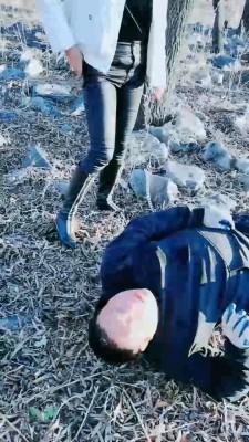 【梦蝶大人】户外抓住偷拍狂 bf21044