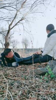 【梦蝶大人】户外抓住偷拍狂 bf21044