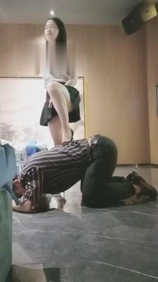 【德意男神】开发夜场御姐重度提档/耳光/舔脚 bf13301