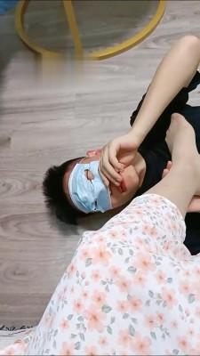 【梵高】拖鞋小姐姐第一次直播调教 bf13287