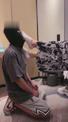 【丹祖宗】女神小白鞋船袜羞辱奶狗 bf13285