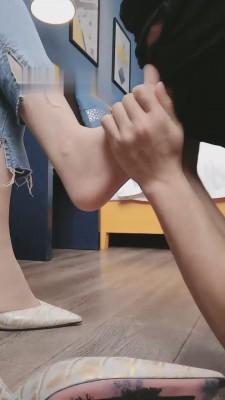 【多多】逮住不尽责的酒店生 bf13238