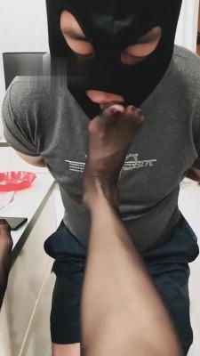 【美杜莎】踩踏/舔脚/圣水/喂食/深喉 bf13183