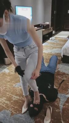 【多多】双S-高跟骑马踩踏虐狗 bf13122