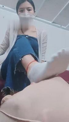 【momo圈】白棉袜喂食/疯狂吃 bf13140