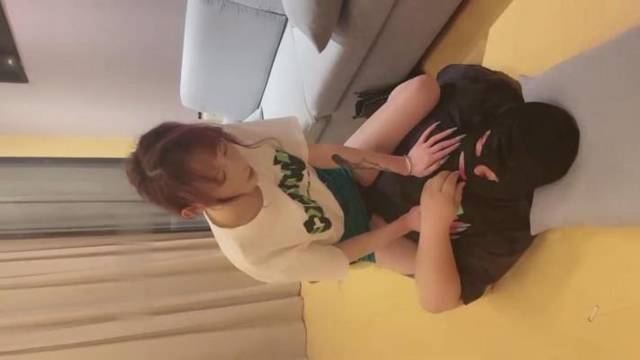 【禾he】精神小妹双S深夜羞辱路人 bf13125