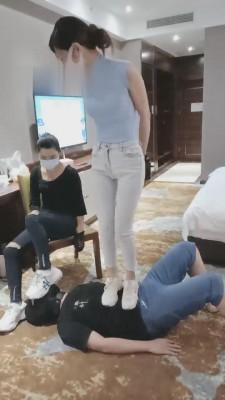 【多多】双主小白鞋全体重踩踏【双视角版】 bf13109