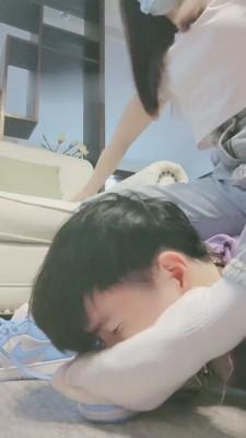 【妮蔻】原味棉袜踩踏羞辱 bf12940