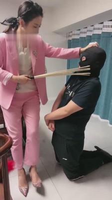 【鑫儿教头】继母重度虐待狗儿子 bf12967