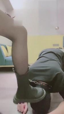 【轩宁】网红长腿模特惩罚犯错狗 bf12822