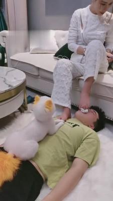 【沈阳妮可】一只被圈养的人形犬 bf12779