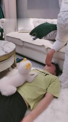 【沈阳妮可】一只被圈养的人形犬 bf12779