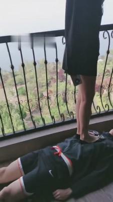 【宇婉莹】车模长腿御姐羞辱富二代 bf12732