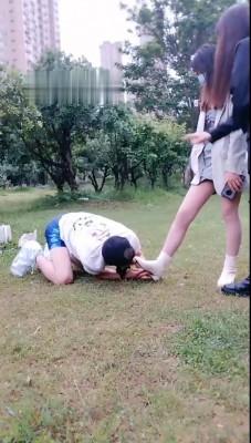 【刘二狗】主人和闺蜜的户外调教 bf12695