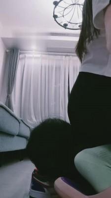 【清见】强制让母畜闻臭鞋臭袜 bf12714