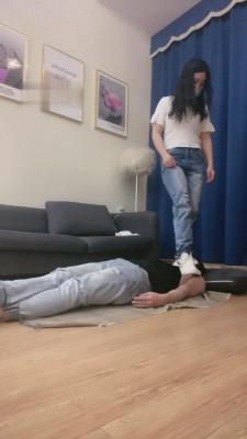 【夕微】运动鞋+高跟全体重踩踏 bf12671