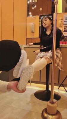 【万灵】KTV被陪酒小妹羞辱 bf12713