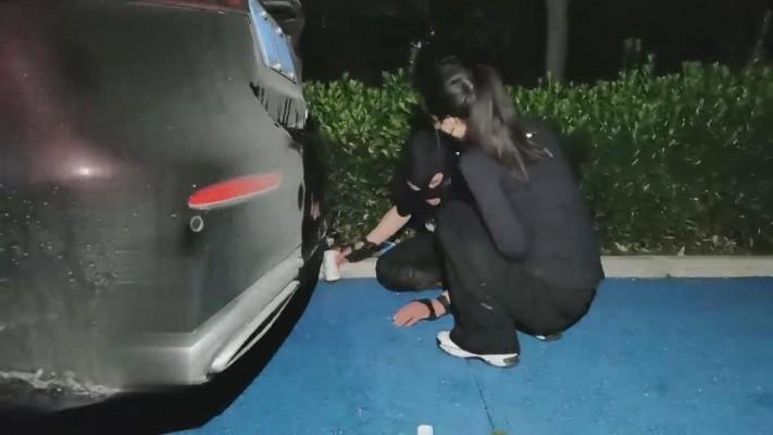 【药神】雨天户外遛狗 bf12697