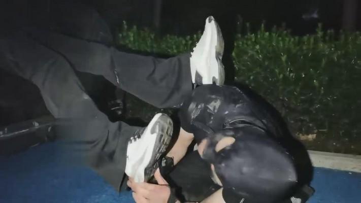 【药神】雨天户外遛狗 bf12697