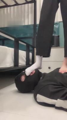 【精神小妹】学生素人电竞房虐哥哥 bf12716