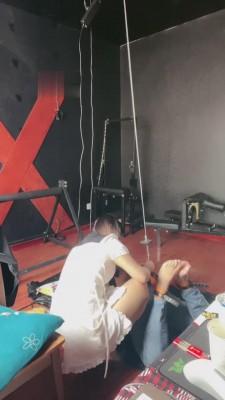 【萝莉刑】刑房各种吊绑调教狗奴 bf12610