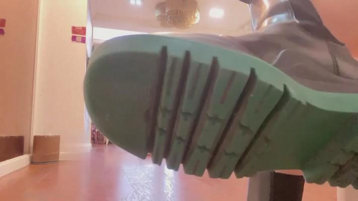 【别吵S】短靴踢打/胯下羞辱 bf12609